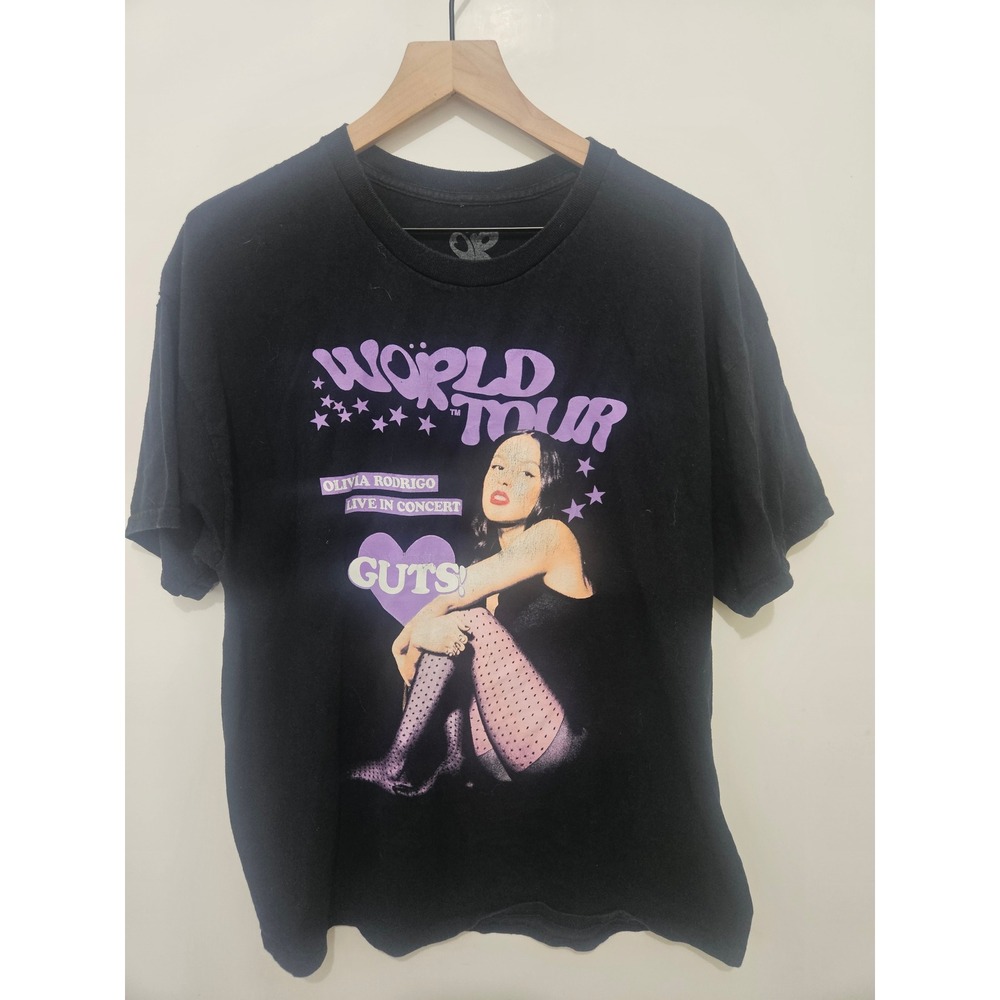 Olivia Rodrigo GUTS World Tour T-Shirt Black XL Graphic Concert Tee Womens